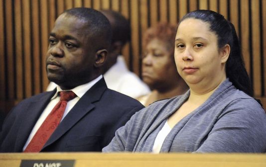 Boy discovered in basement in Detroit – Parents accused of beating and starving him